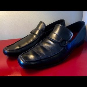 Ferragamo Slip-on Black Leather Dress Shoes, size 10 excellent condition